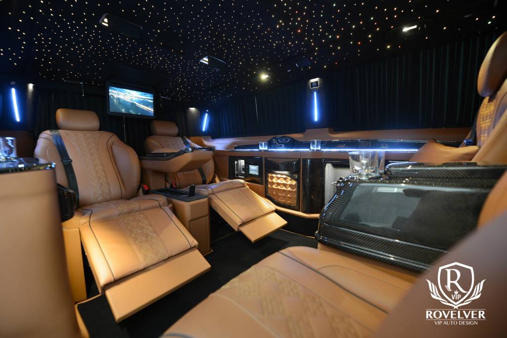 mercedes_v-class-full-luxury-starry-sky-17-1024×684 Vip-van-Mercedes-Rovelver-luxury-design